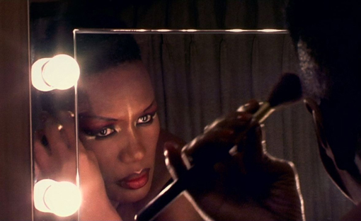 GraceJones04