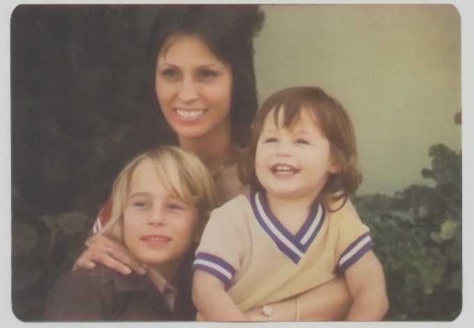 ItsNeverOverJeffBuckley_02